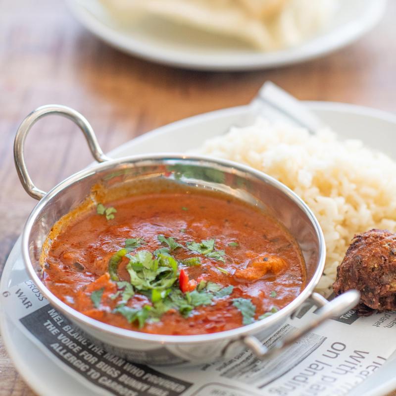 Woolacombe Sands Holiday Curry in the Clubhouse Bar