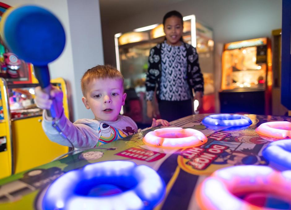 Woolacombe Sands Holiday Park Children in the Clubhouse Arcade